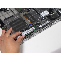 Lenovo Yoga-900-13ISK2 Замена SSD
